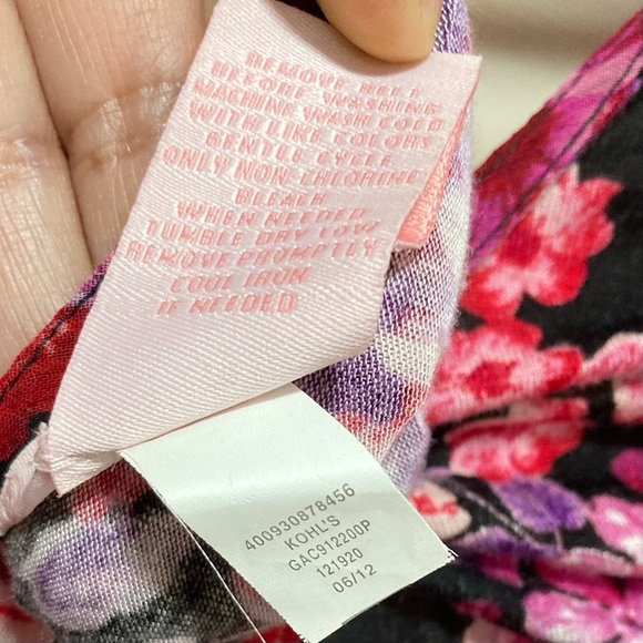 CANDIES RUFFLE TOP - Picture 12 of 15